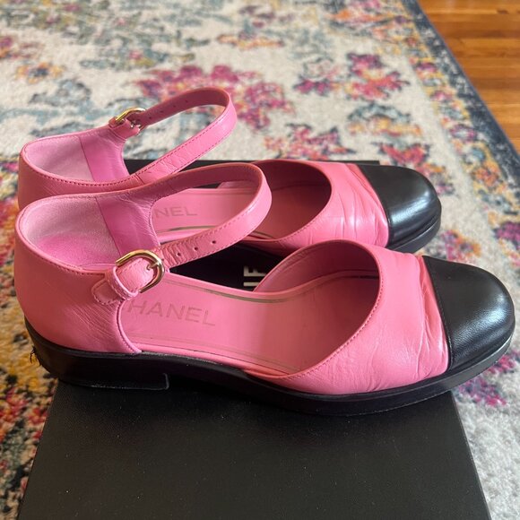 Authentic Chanel 2023 Interlocking CC Logo D'Orsay Flats - Picture 5 of 15